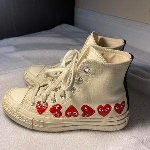 Multiple hearts CDG converse ❤️